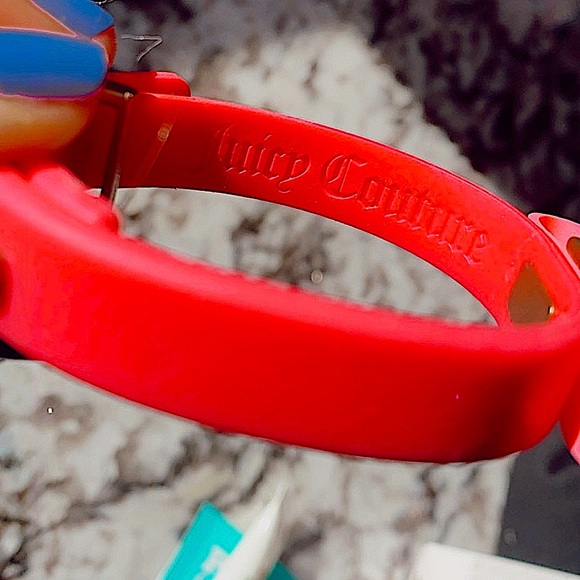 Bundle Me! 💕 JUICY COUTURE Snap Bracelet - Picture 2 of 3
